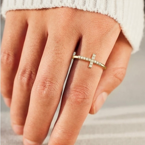 Adjustable Cross Ring - Picture 2 of 4